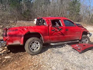 damaged truck hart county